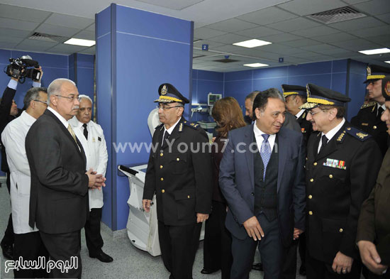 وزارة الداخلية مستشفى الشرطة  اخبار مصر شريف اسماعيل رئيس الوزراء (11)