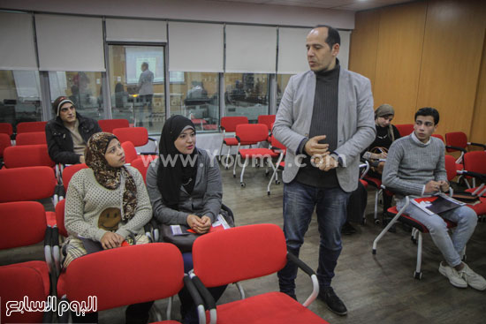 أكاديمية اليوم السابع ، دورة الكتابة الصحفية ، التحرير الصحفى، ورش عمل، تعليم الكتابة الصحفية محمد ثروت (1)
