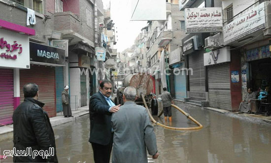عطل مياه، غرق شوارع، شبين القناطر (2)