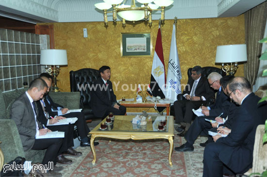 وزير النقل خلال لقائه كاجاوا سفير اليابان بالقاهرة (2)