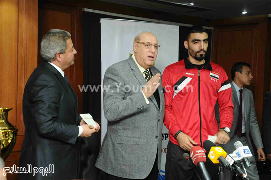 خالد عبد العزيز وزارة الشباب والرياضة منتخب كرة الطائرة (39)