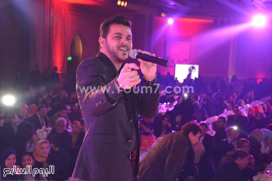 حفل غنائى لمحمد رشاد  بحضور خبراء التجميل (30)