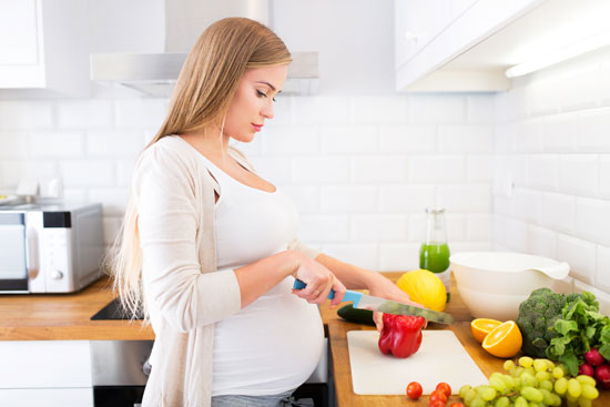 البروتينات من العناصر الغذائية المهمة فى الشهر التاسع من الحمل-  اليوم السابع -3 -2015