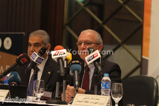 مؤتمر وزارة الاستثمار محمد شاكر وزير الكهرباء (4)
