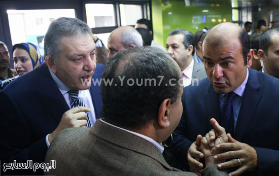 وزير التموين وزير التخطيط  مجمعات استهلاكية جمعيات اسهلاكية الاسكندرية سلع غذائية (3)