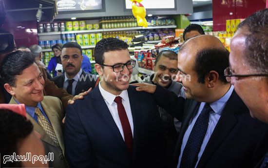 وزير التموين وزير التخطيط  مجمعات استهلاكية جمعيات اسهلاكية الاسكندرية سلع غذائية (15)