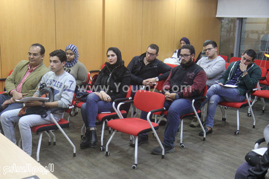 مدير مراسلى قناة الحرة يحاضر طلاب أكاديمية اليوم السابع (4)