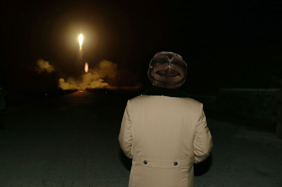رئيس كوريا الشمالية يأمر بإجراء تجارب نووية جديدة (2)
