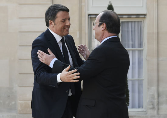 الرئيس الفرنسى يستقبل زعماء الاتحاد الأوروبى فى قمة باريس (11)