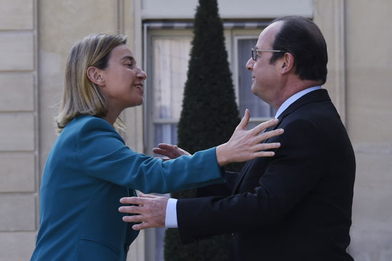 الرئيس الفرنسى يستقبل زعماء الاتحاد الأوروبى فى قمة باريس (12)