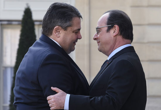 الرئيس الفرنسى يستقبل زعماء الاتحاد الأوروبى فى قمة باريس (15)