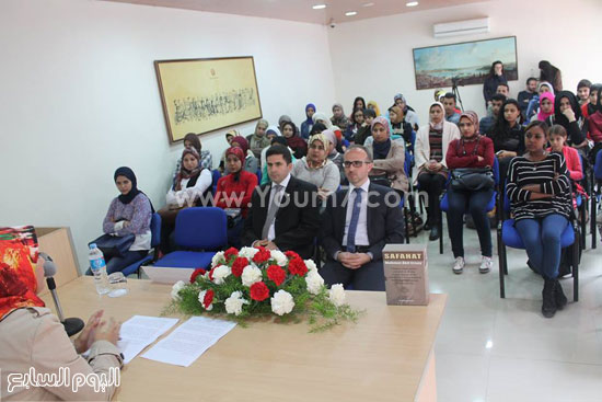  قنصل تركيا بالإسكندرية يشارك فى احتفالية النشيد الوطنى (5)
