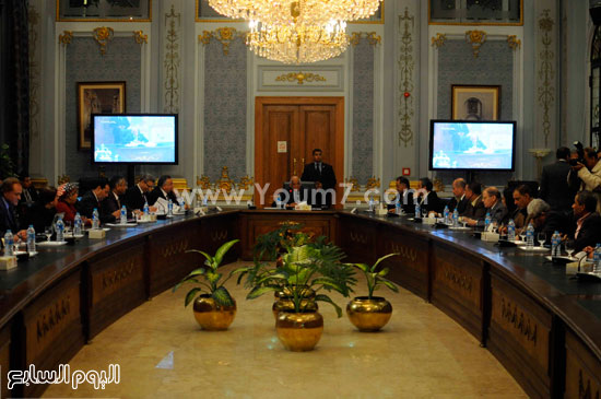 اجتماع رؤساء تحرير الصحف على عبد العال البرلمان مجلس النواب (1)