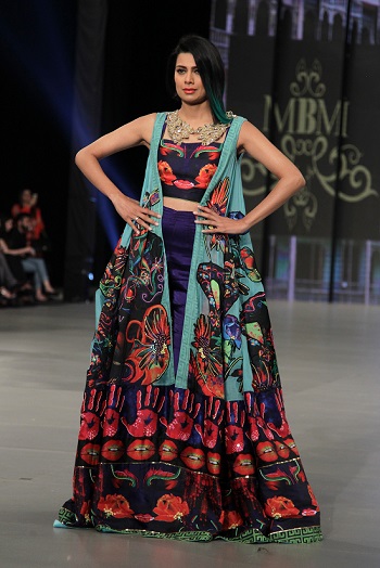 عروض أزياء باكستانى (4)