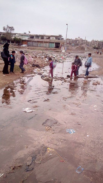 مياه-صالحة-للشرب-تغرق-محيط-مدارس-بمحافظة-بورسعيد-1-(1)