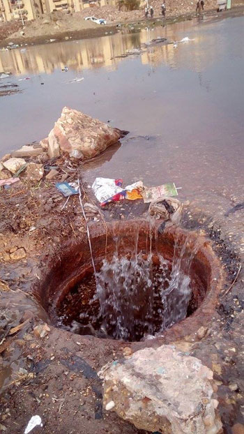 مياه-صالحة-للشرب-تغرق-محيط-مدارس-بمحافظة-بورسعيد-1-(5)