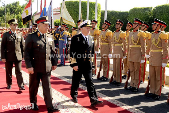 القائد العام ورئيس الاركان يلتقيان رئيس اركان القوات المسلحة اليونانية‎  (1)