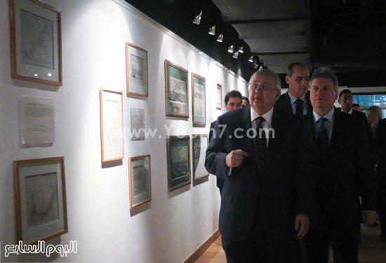 رئيس مقدونيا جورجى ايفانوف زيارة مكتبة الاسكندرية (12)