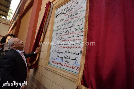 افتتاح قسم الكهرباء بمدرسة الشهيد البرعى ببورسعيد بعد تطويره (3)