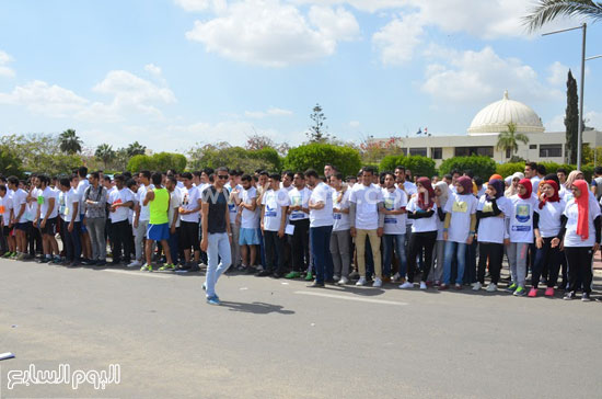  افتتاح ملتقى التوظيف الثانى لجامعة قناة السويس (7)