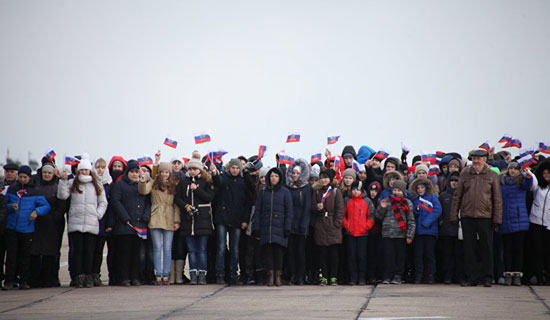 استقبال الطيارين الروس عقب عودتهم من سوريا (8)