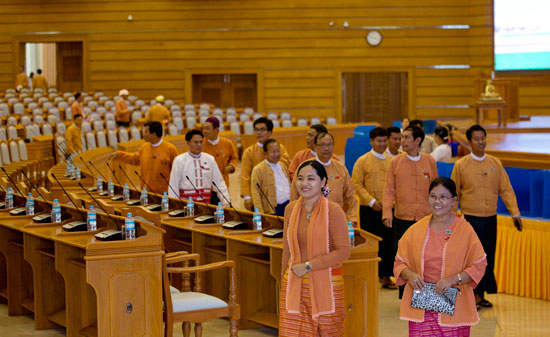 التصويت فى البرلمان البورمى (3)