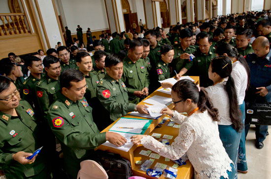 التصويت فى البرلمان البورمى (7)