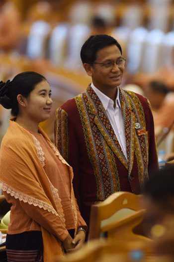 ميانمار،بورما،سوتشى،انتخاب رئيس لبورما،هتين كياو (4)