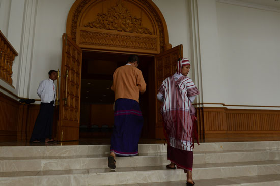 ميانمار،بورما،سوتشى،انتخاب رئيس لبورما،هتين كياو (12)