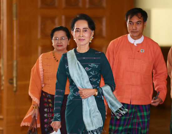 ميانمار،بورما،سوتشى،انتخاب رئيس لبورما،هتين كياو (17)