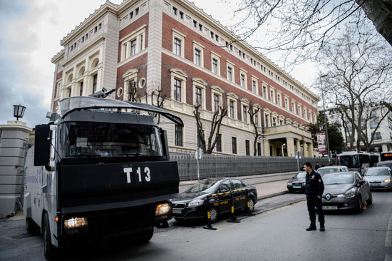 ألمانيا تغلق سفارتها وقنصليتها العامة فى تركيا خوفا من هجوم محتمل (6)