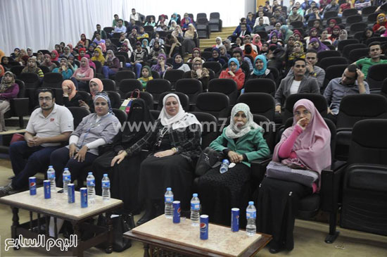حفل تنصيب اتحاد طلاب صيدلة جامعة قناة السويس (4)