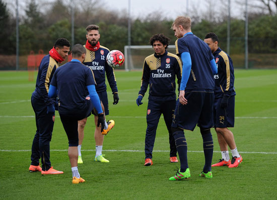 محمد الننى ، ارسنال، برشلونة ، دورى ابطال اوروبا (5)