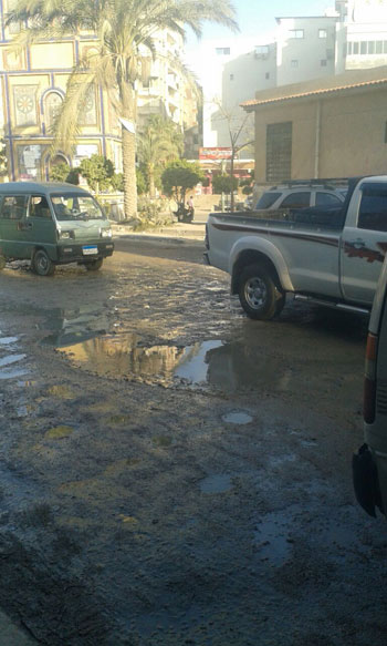 تراكم مياه الأمطار فى شوارع العجمى  (3)