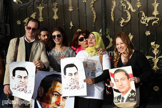 ابناء مبارك مؤيدين مبارك حسنى مبارك مستشفى المعادى العسكرى ذكرى تحرير طابا (1)
