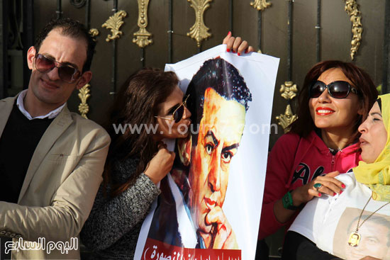 ابناء مبارك مؤيدين مبارك حسنى مبارك مستشفى المعادى العسكرى ذكرى تحرير طابا (3)