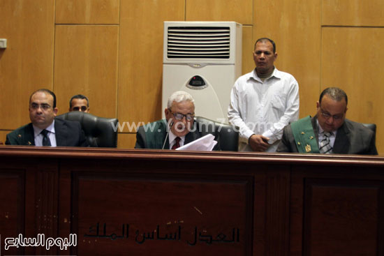 محاكمة محمد بديع  المرشد قضية أحداث الإسماعيلية (1)