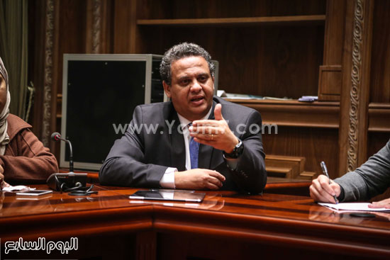 اجتماع الصحفيين احمد سعيد البرلمان (3)