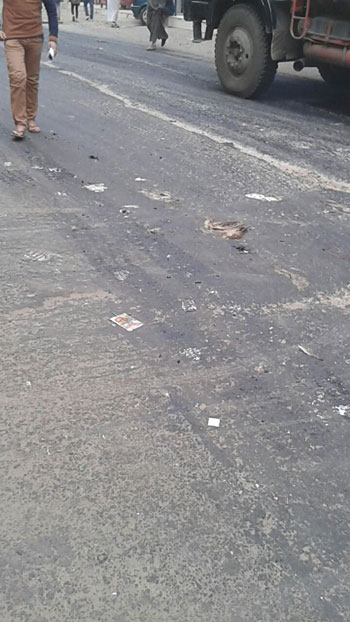  رصف طريق بلقاس بطلخا دون إزالة القمامة (2)