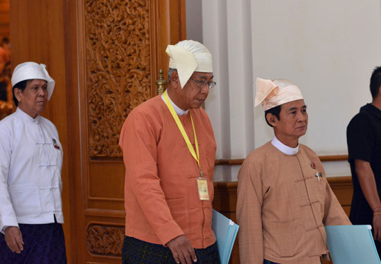 برلمان ميانمار (2)