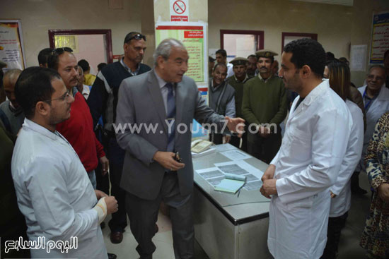 اللواء طارق نصر محافظ المنيا- مستشفى مطاى المركزى- (3)