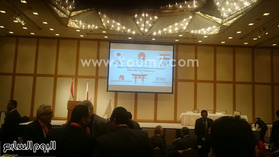 الرئيس السيسى يشارك فى المنتدى الاقتصادى (1)