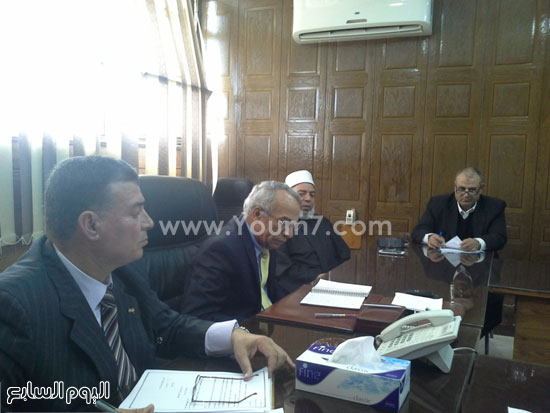 لقاء محافظ شمال سيناء بقيادات التعليم (2)