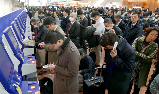 اليابان اخبار العالم  اخبار اليابان اخبار العالم اليوم  مطارات اليابان  نظام الحاسب الالى (8)
