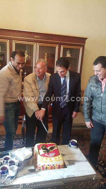 احتفال قنصليه مصر بتركيا بعبد العزيز عبد الشافى (3)