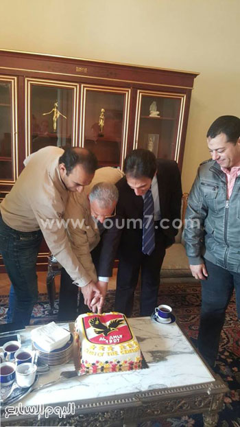 احتفال قنصليه مصر بتركيا بعبد العزيز عبد الشافى (4)
