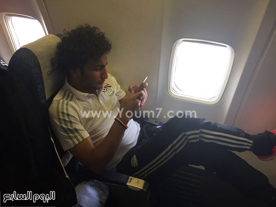 كواليس منتخب مصر فى الطائرة الخاصة قبل التوجه لنيجيريا (4)