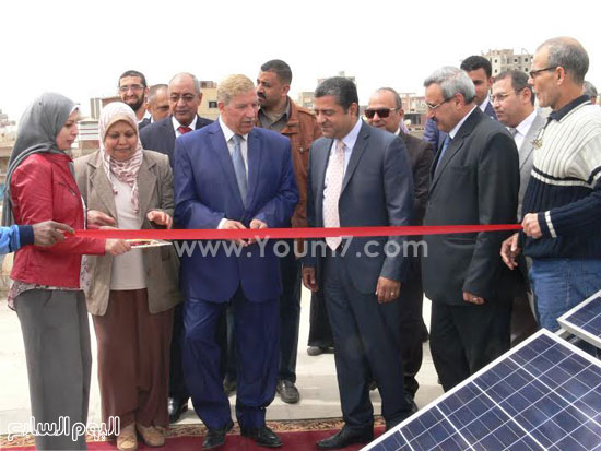 افتتاح محطة للطاقة الشمسية بديوان عام محافظة الإسماعيلية (4)