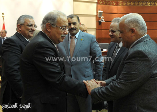 شريف إسماعيل رئيس الوزراء يستقبل نواب المنيا   (14)