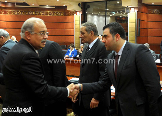  شريف إسماعيل رئيس الوزراء يستقبل نواب المنيا   (16)